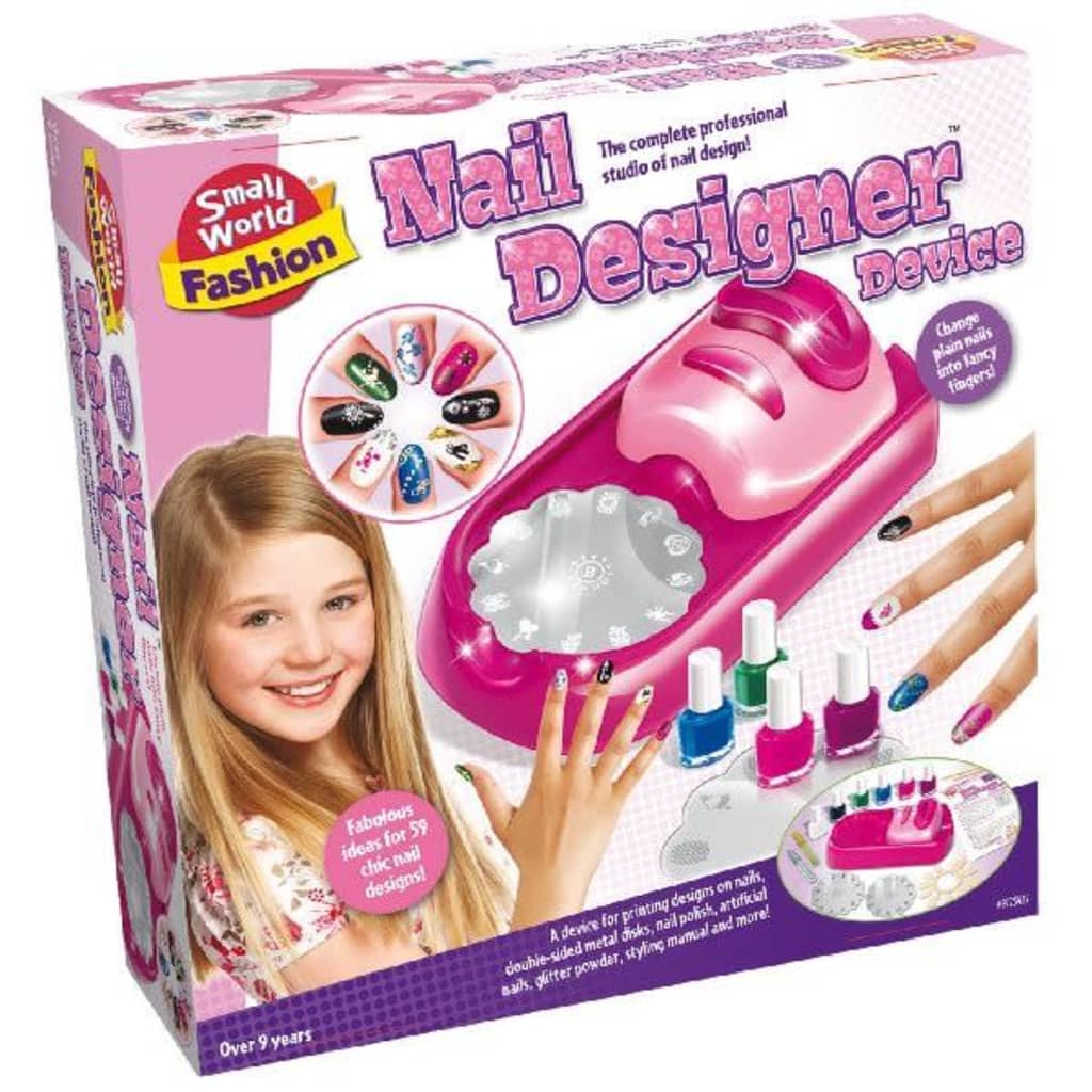 Creative Nail designer