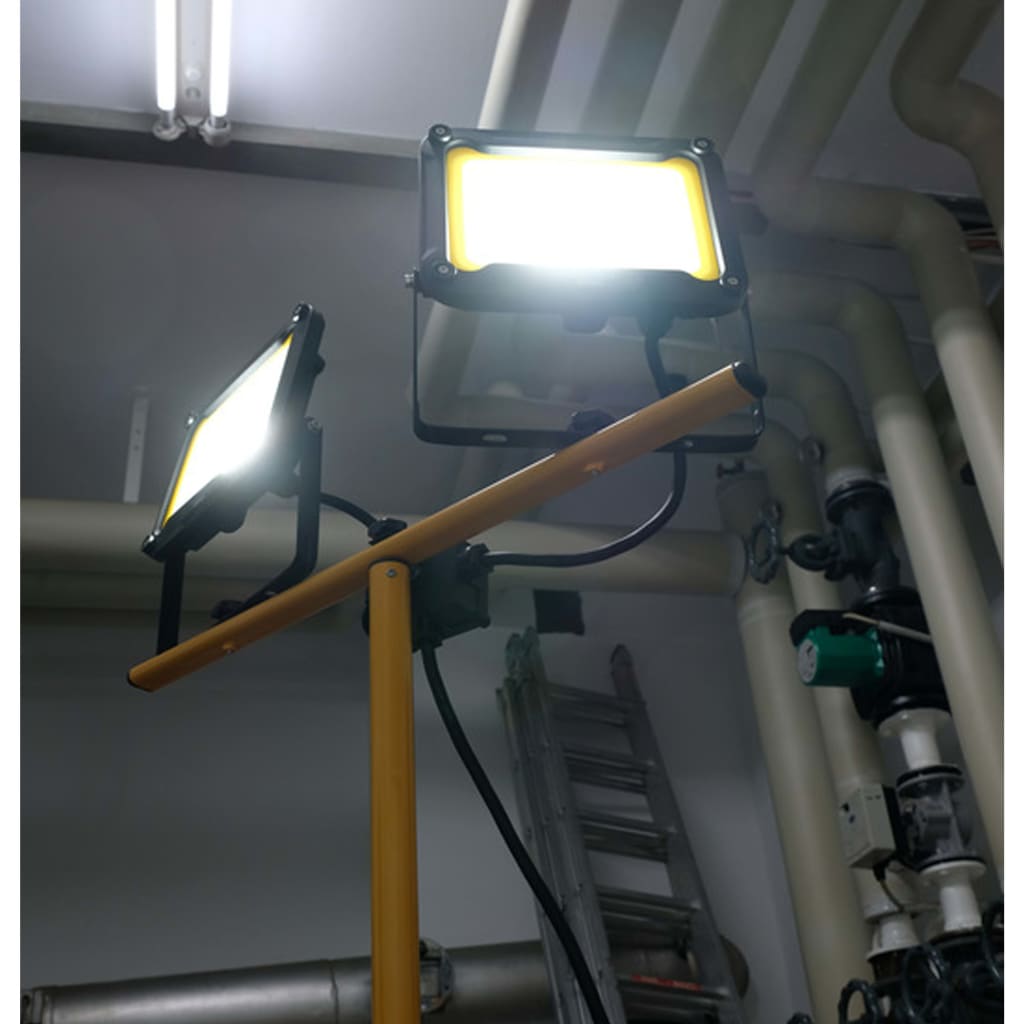 Brennenstuhl Spotlight LED driepoot JARO 4000 T IP65 2x20 W