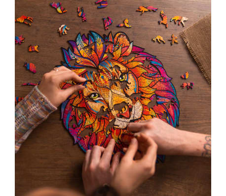 UNIDRAGON Puzzle en bois 700pcs Mysterious Lion Taille royale 42x54 cm
