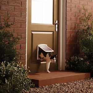 PetSafe Obojsmerné dvierka pre zvieratá 715 malé 17,8x15,2 cm biele