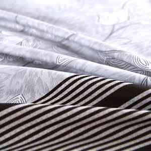 vidaXL Patalynės komplektas, gėlių ra&scaron;tas, linijinis, 200x200/60x70cm