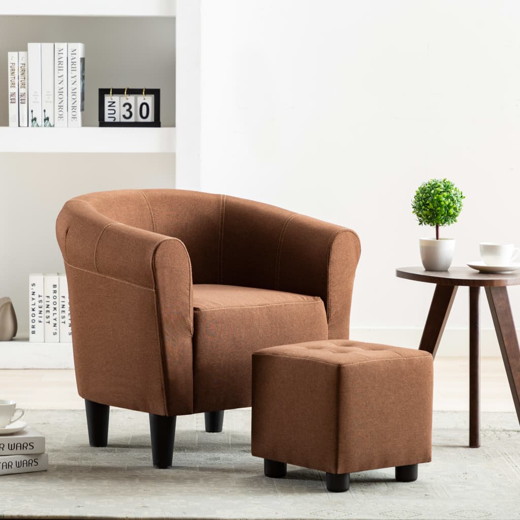 Farbe: Braun + SchwarzMaterial: Kunststoff und TextilgewebeAbmessungen Sessel: 70 x 56 x 66 cm (B x T x H)Abmessungen Fußhocker: 31 x 31 x 32 cm (L x B x H)Material: Polyester: 100%