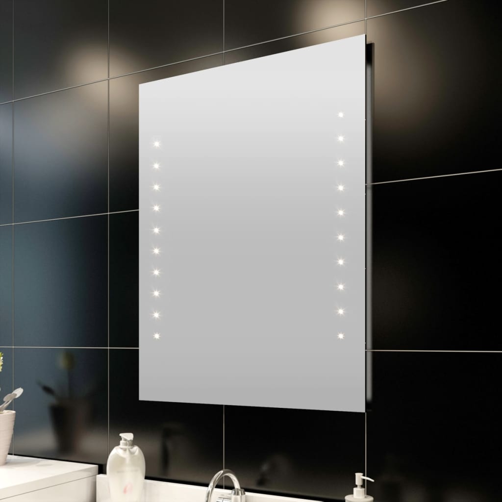 vidaXL badeværelsesspejl med LED-lys til væggen 60 x 80 cm (L x H)