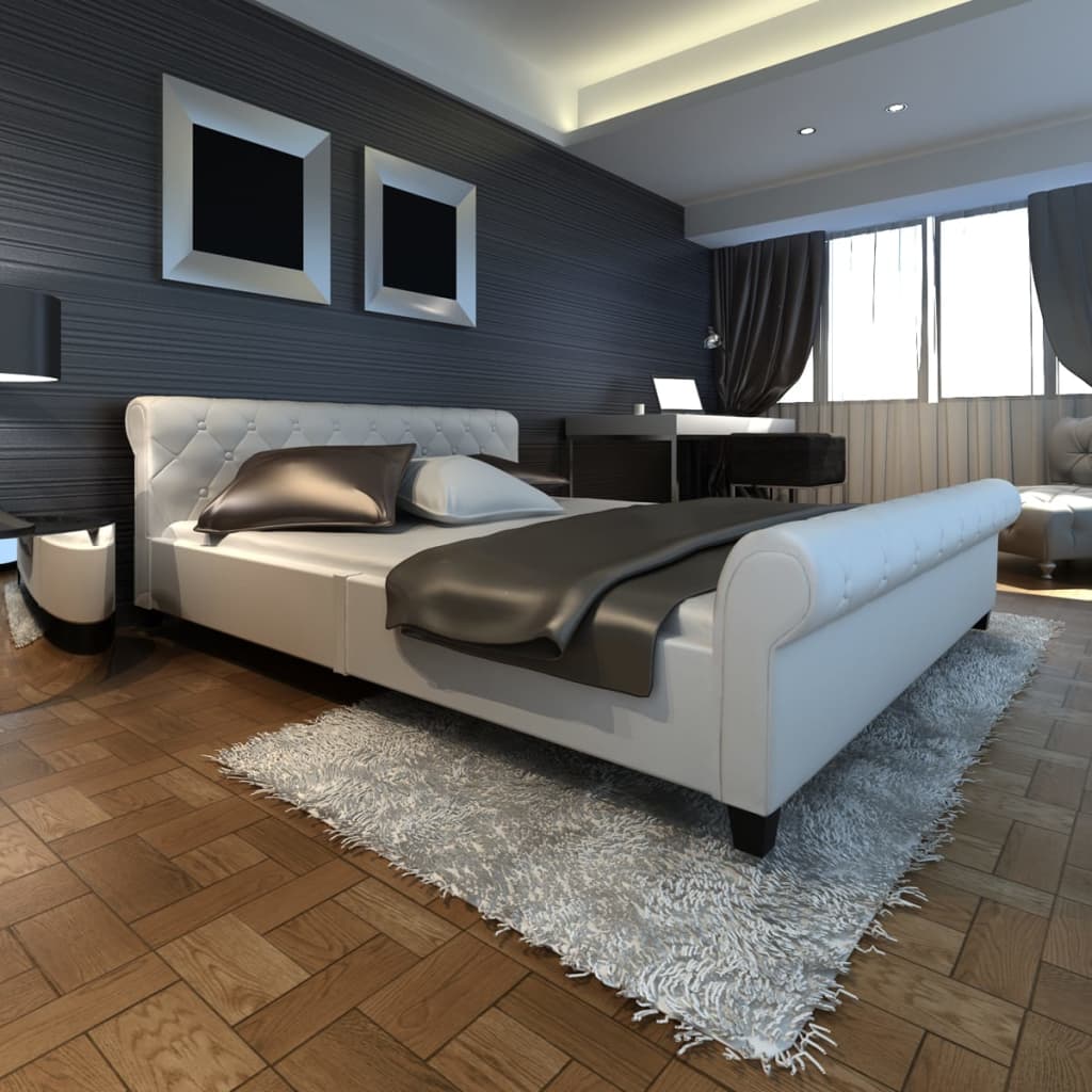Bett mit Matratze Weiß Kunstleder 140×200 cm kaufen