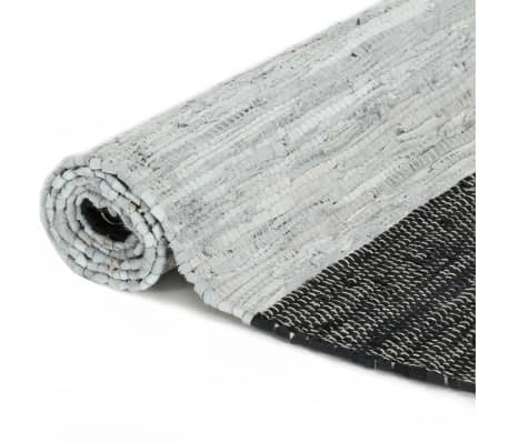 vidaXL Ručne tkaný Chindi koberec svetlosivý a čierny 120x170 cm kožený