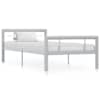 Grey_and_white