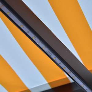 Ručně zatahovací markýza s LED světlem 300 x 250 cm žluto-bílá - obrázek 6