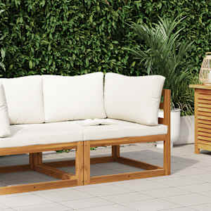 Sekcijski kotni kavč in kremno bela blazina akacijev les