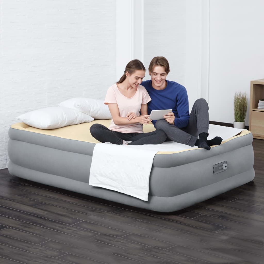 

Bestway Luchtbed met ingebouwde pomp 203x152x46 cm