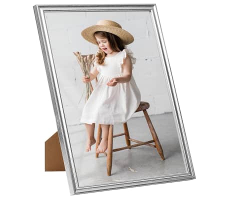 vidaXL Fotor&aacute;miky na st&ocirc;l, kol&aacute;ž 5 ks, strieborn&eacute; 20x25 cm, MDF