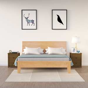 Nočna omarica 2 kosa medeno rjava 50x35x61,5 cm trdna borovina