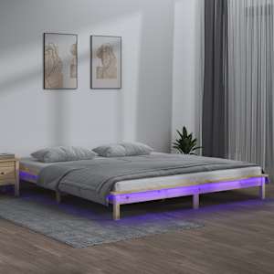 Rám postele s LED světlem 150 x 200 cm King Size masivní dřevo - obrázek 1