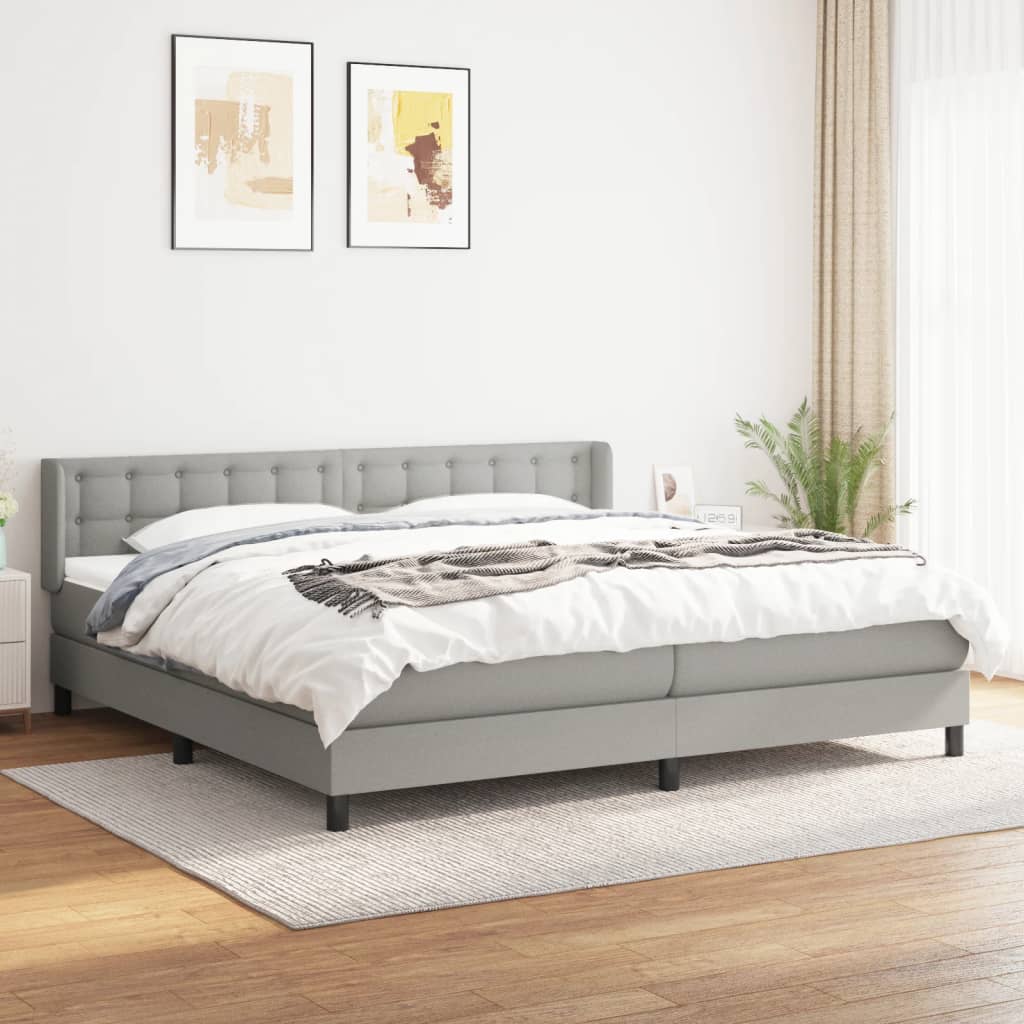 Boxspringbett mit Matratze Hellgrau 200×200 cm Stoff