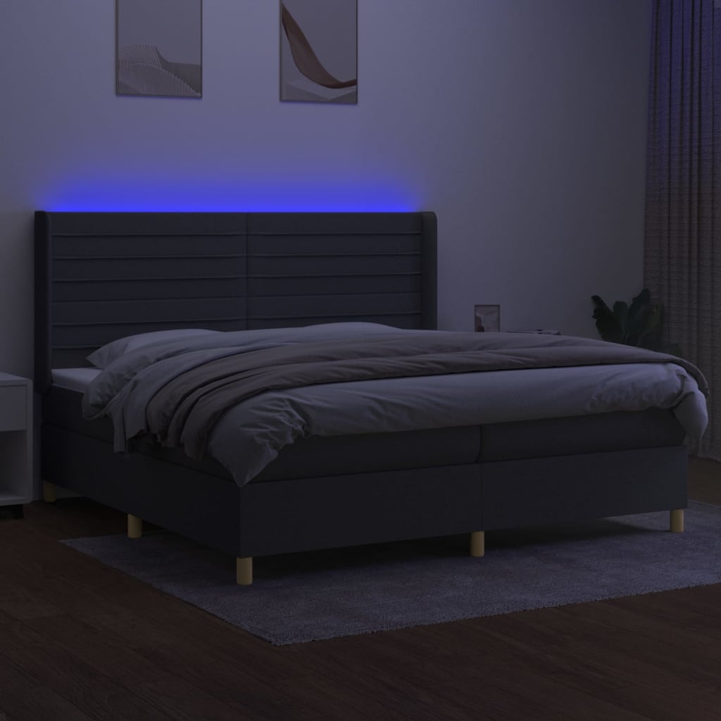 Sötétszürke szövet rugós és LED-es ágy matraccal 200x200 cm 