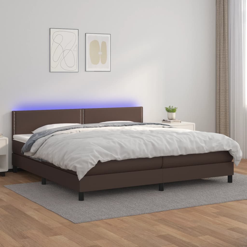 Sommier tapissier et matelas et LED Marron 200x200cm Similicuir