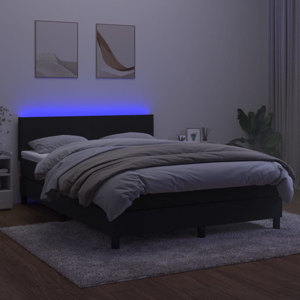 Box spring postelja z vzmetnico LED črna 140x200 cm žamet