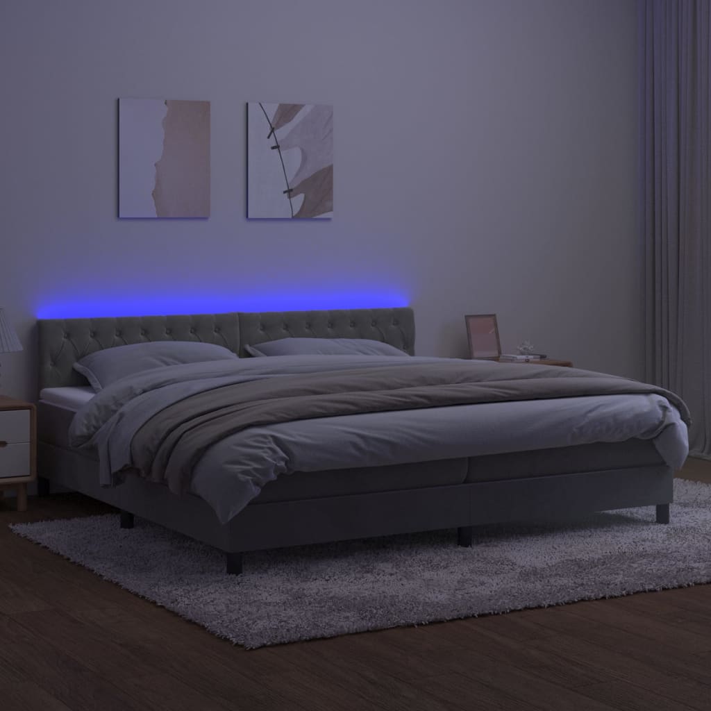 Világosszürke bársony rugós és LED-es ágy matraccal 200x200 cm 