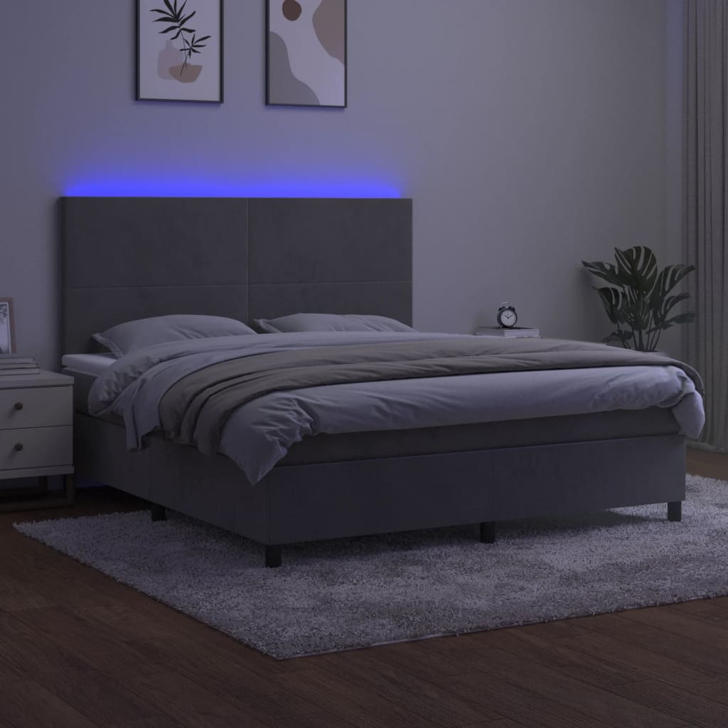 Világosszürke bársony rugós és LED-es ágy matraccal 180x200 cm 