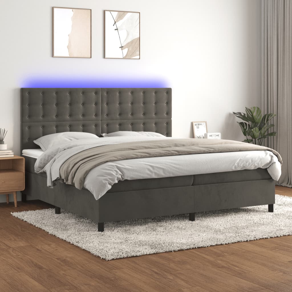 Box spring postel s matrací a LED tmavě šedá 200x200 cm samet