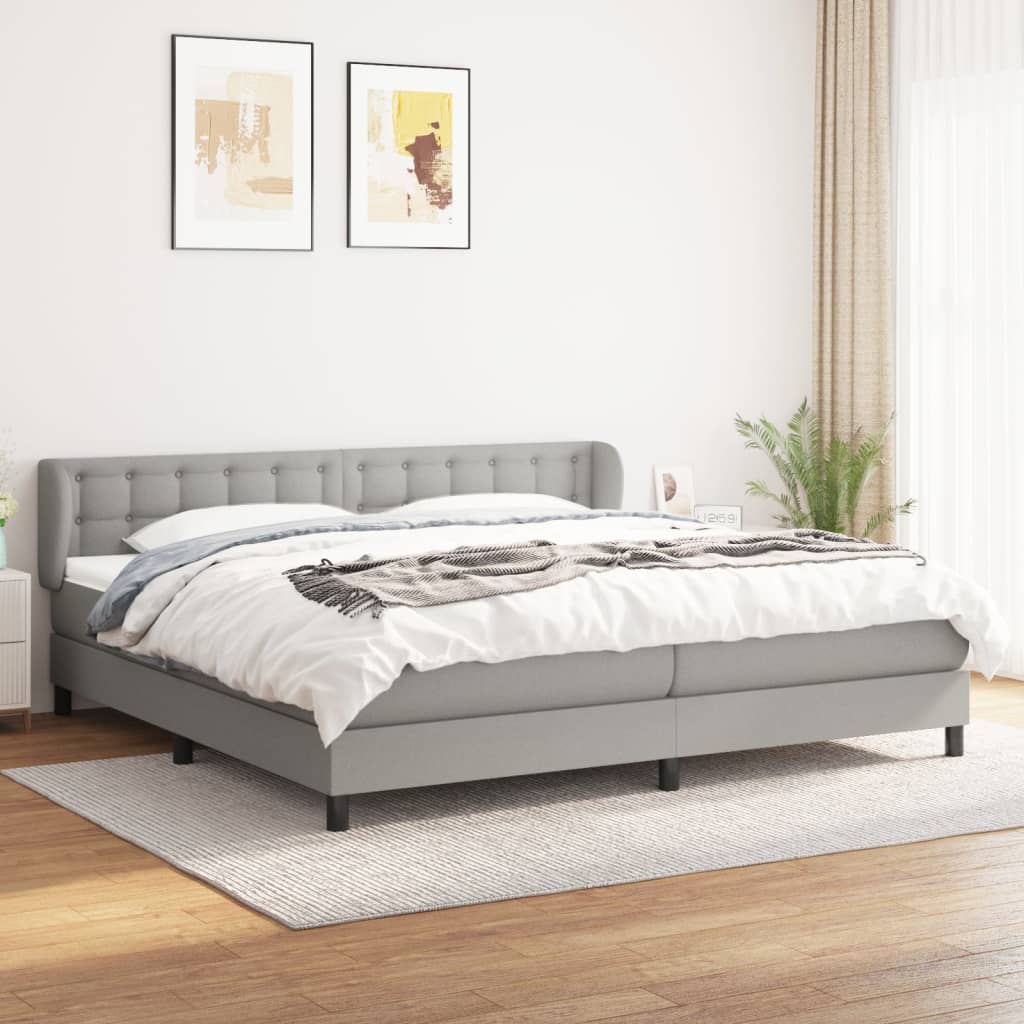 Boxspringbett mit Matratze Hellgrau 200×200 cm Stoff