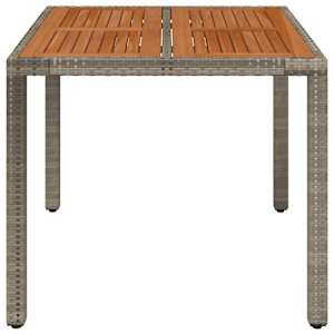 Zahradní stůl s dřevěnou deskou šedý 90 x 90 x 75 cm polyratan - obrázek 3