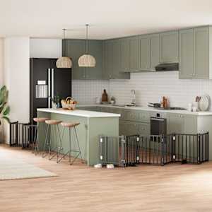 Ograda za pse z vrati zložljiva 12 panelov črna 600 cm les