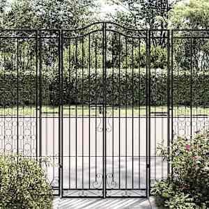 Vrtna vrata črna 121x8x180 cm kovano železo