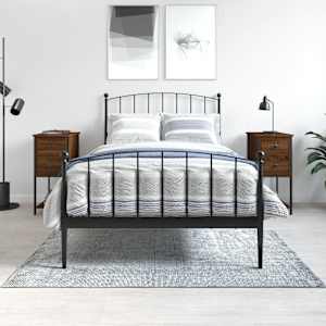 Nočna omarica 2 kosa rjavi hrast 32x42x70 cm inženirski les