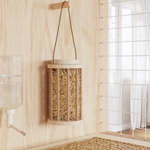 Krmilnik za seno za zajce Ø15x25,5 cm iz trdnega lesa jelke