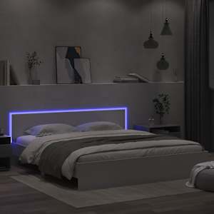 Rám postele s čelem a LED osvětlením bílý 180 x 200 cm - obrázek 4