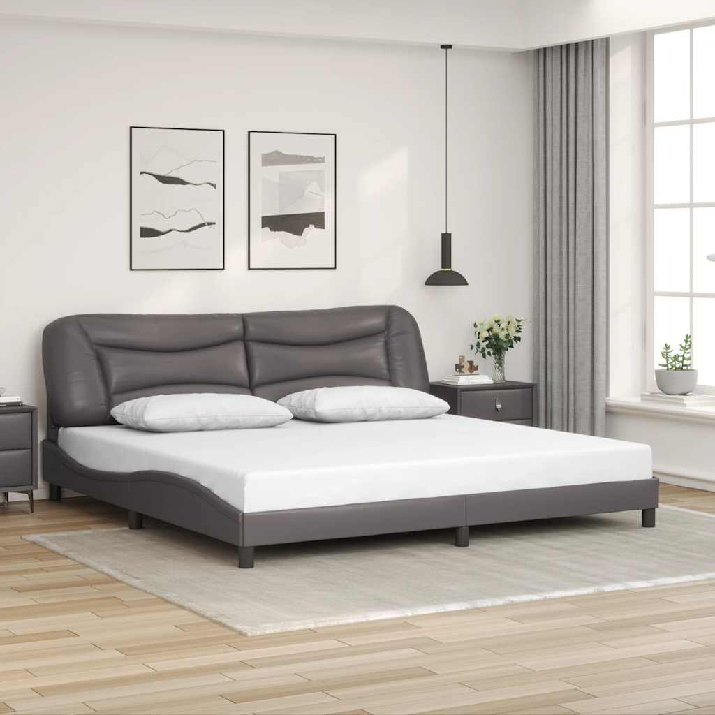 Sengeramme med hovedgærde 200x200 cm - kunstlæder, grå (Hvar)