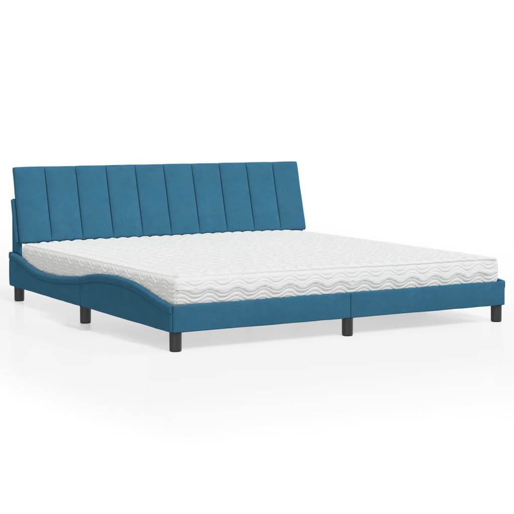 Bett mit Matratze Blau 200×200 cm Samt