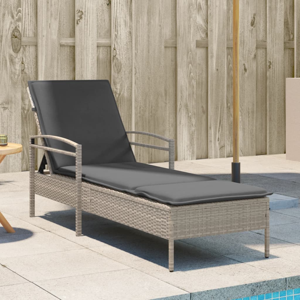 vidaXL Sols&auml;ng med dyna ljusgr&aring; 63x200x81 cm konstrotting