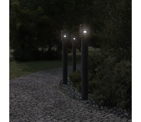 vidaXL Outdoor Floor Lamp with Outlet Black 110cm Stainless Steel