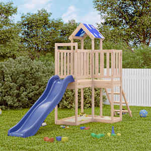 Zunanje igralo trdna borovina