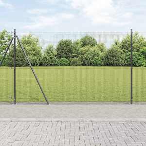 Zahradní svářený drátěný plot s betonovým podstavcem 25 x 1,6 m - obrázek 1
