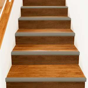 Robniki za stopnice 30 pcs Šampanjec 67 x 3.5 x 3 cm Aluminij