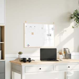 Magnetna bela tabla z okvirjem iz masivnega borovega lesa 80 x 55 cm