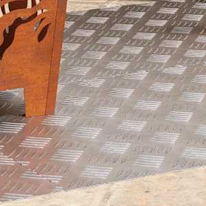 Stopnice Pravokotna 4 pcs srebrna 100 x 50 cm Aluminij