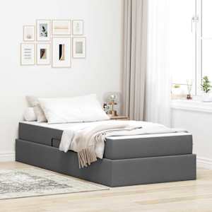 Postelja z dodatnim prostorom za shranjevanje in vzmetnico