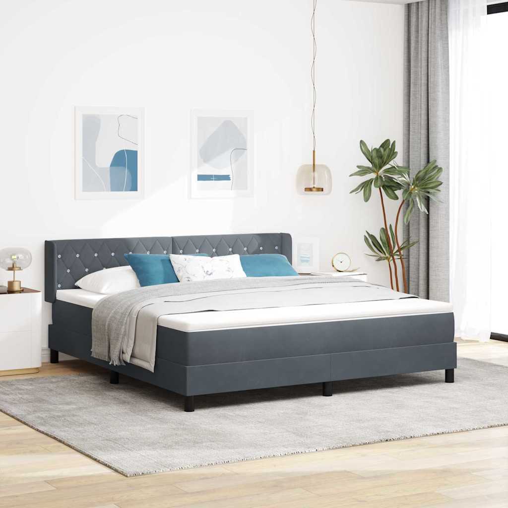 Boxspringbett mit Matratze Dunkelgrau 180x200 cm Samt