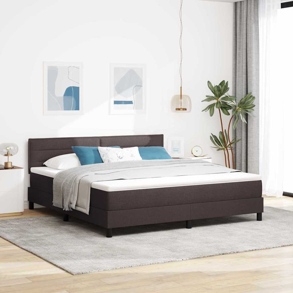 Kastepringvoodi Madratsiga ja LED-valge Tumepruun 180x200 cm Kangast