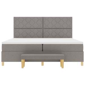 Postel s boxspringem s polštářem Taupe 200 x 200 cm textil - obrázek 8