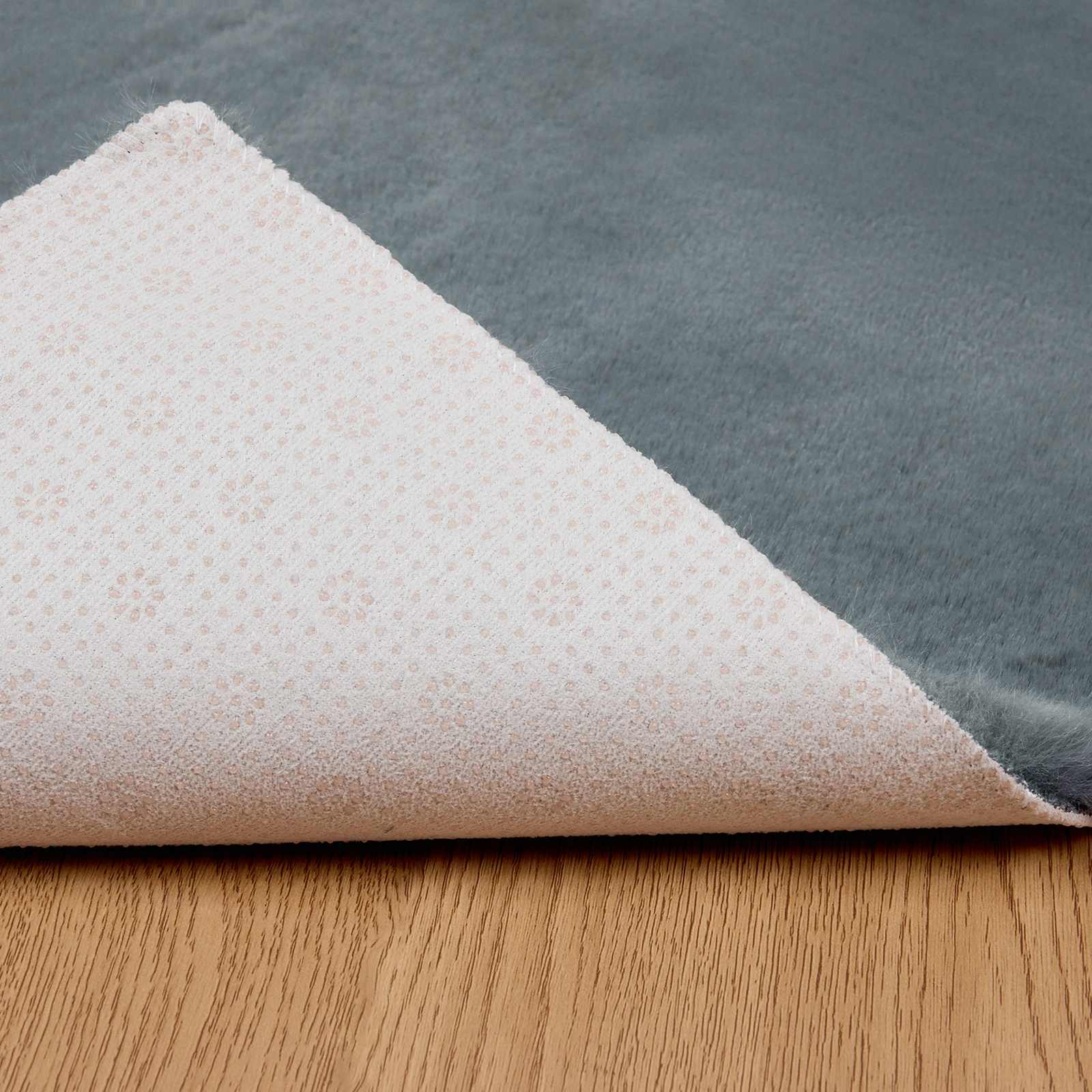 Kunstlik Küüliku Karv Mat Olite Antratsiit 80 x 250 cm 8 Kõik vajalik sinu aeda ja koju! Kunstlik Küüliku Karv Mat Olite Antratsiit 80 x 250 cm - Image 8