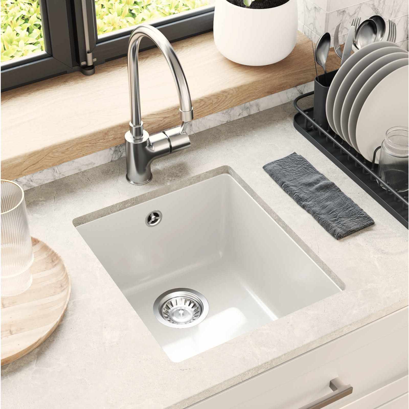 Umivalnica Bela 370 x 460 mm 80% Kvarc in 20% Smola