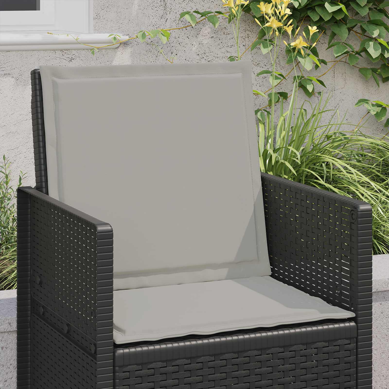 Zit- en Rugkussens 4 pcs Lichtgrijs 47 x 45 x 2 cm Polyester image 4