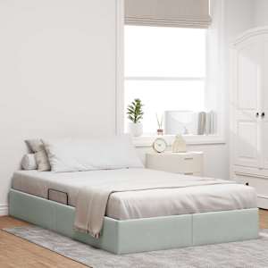 Ottomanska postelja Svetlo siva 120 x 190 cm Žamet